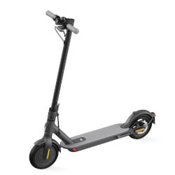 Monopattino elettrico Essential 250W 20 km/h Portata Max 100Kg - in Alluminio Aeronautico