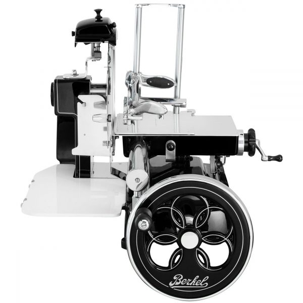 Affettatrice Elettrica manuale a volano BERKEL B3 lama da 300 mm 85x67xh70cm- peso 46 kg Affilatoio incluso colore Nero